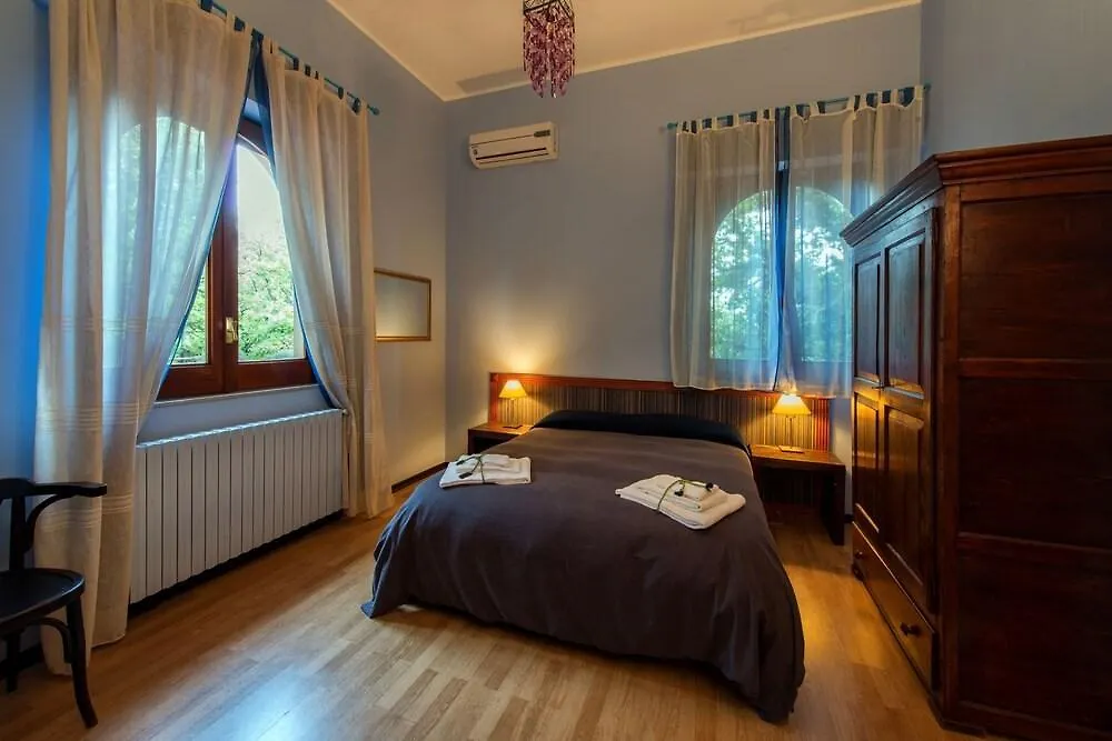 Domus Verdiana Ragalna 3*,  Italie